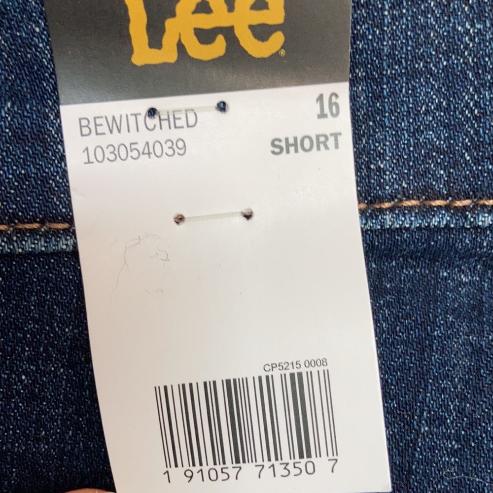 Lee jean midrise relaxed fit straight leg jean 16 short - Picture 10 of 17